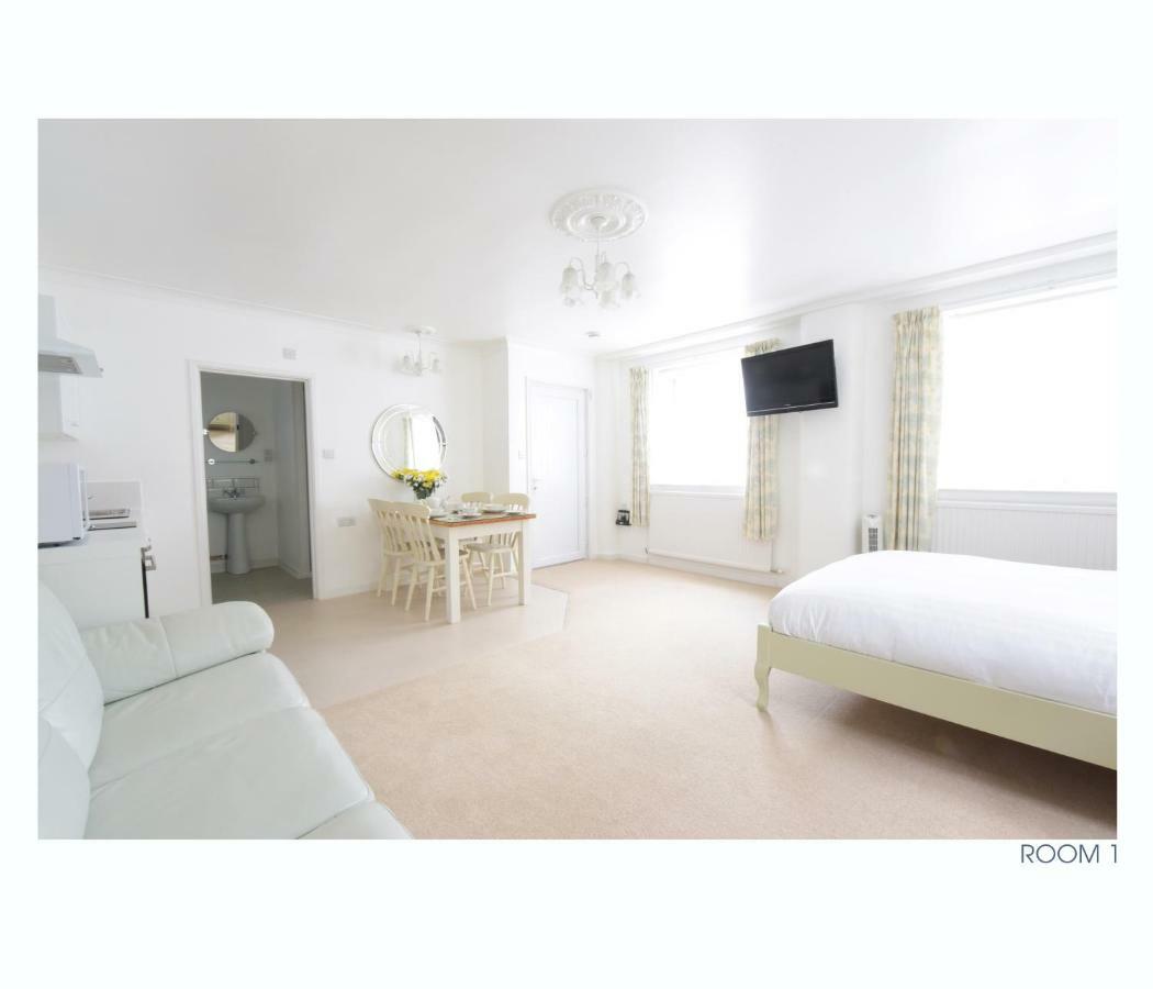 The Old Stables Apartment Minehead Bagian luar foto