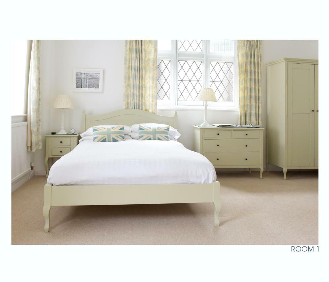 The Old Stables Apartment Minehead Bagian luar foto